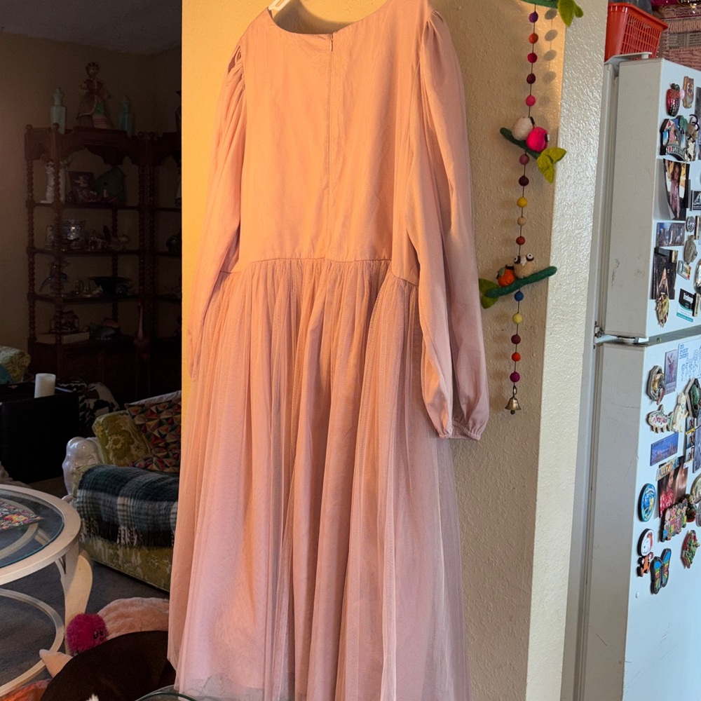 NWT JessaKae Allora Dress in Rose by the brand.
Color: Rose (a dusty pink)
Desi - Picture 10 of 11